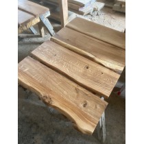 *Treppenstufen Wildeiche* Treppenstufe, Trittstufe, Holzstufe, Baumkante, Massivholz, 90x28x4cm *Treppenstufen Wildeiche* Treppenstufe, Trittstufe, Holzstufe, Baumkante, Massivholz, 90x28x4cm